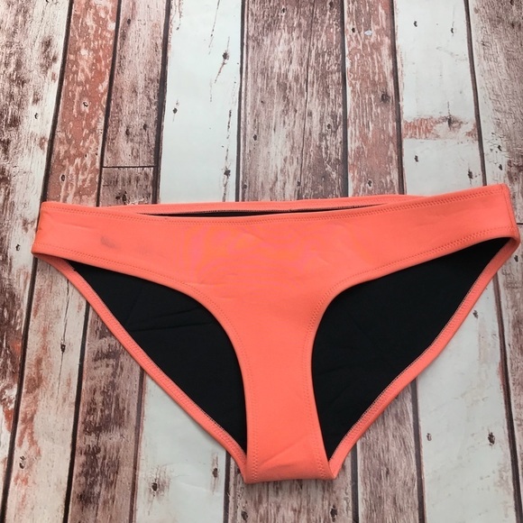 triangl swimwear Other - 🛍 Triangl Neoprene Bikini Bottoms